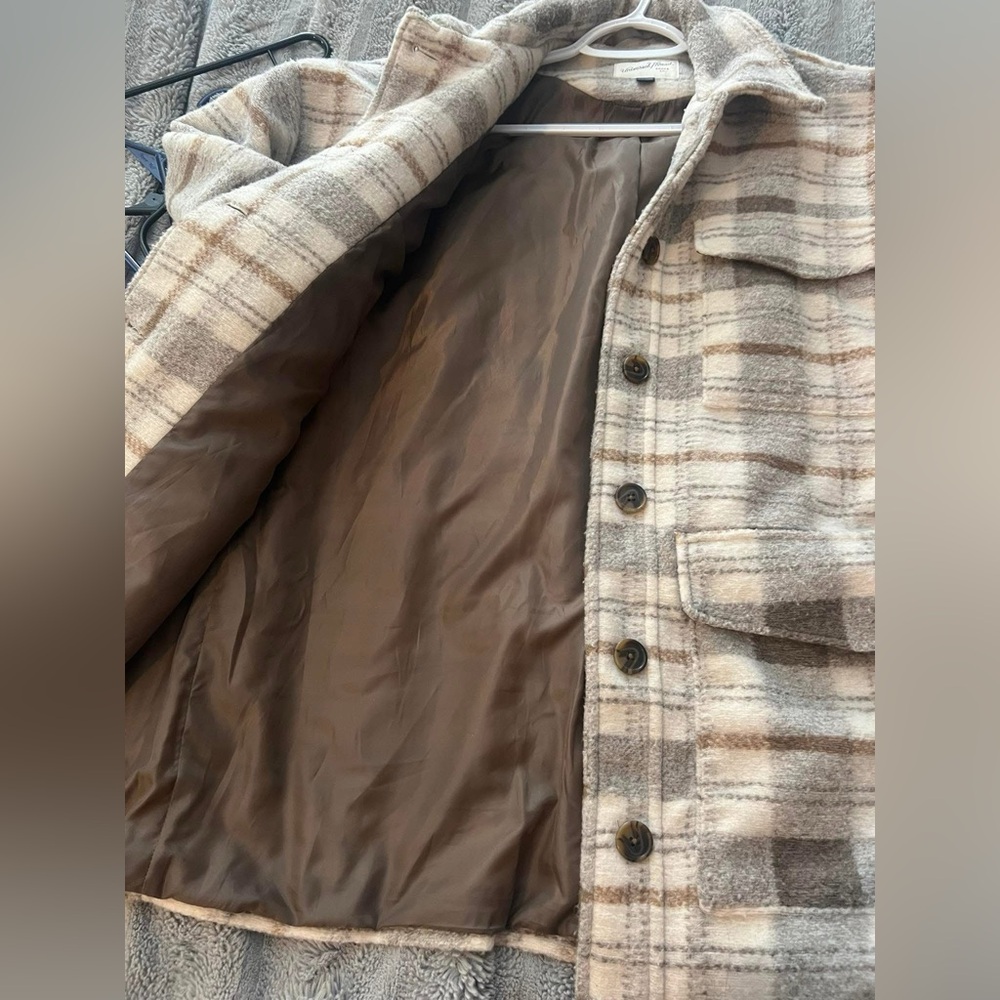Universal Thread jacket. Size small. Thicker/lined. - Picture 2 of 2